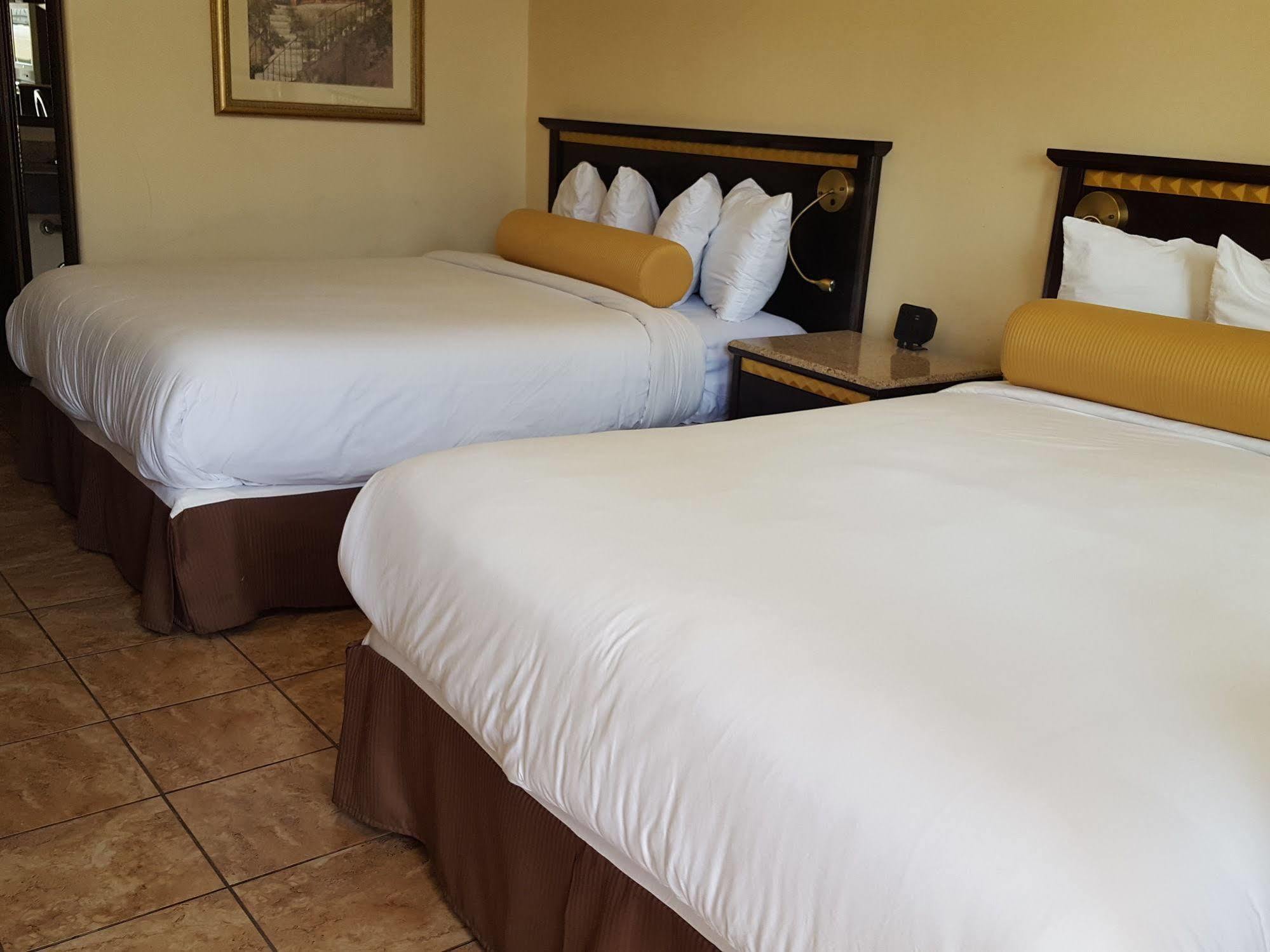 Tuscan Garden Inn Los Angeles Eksteriør bilde