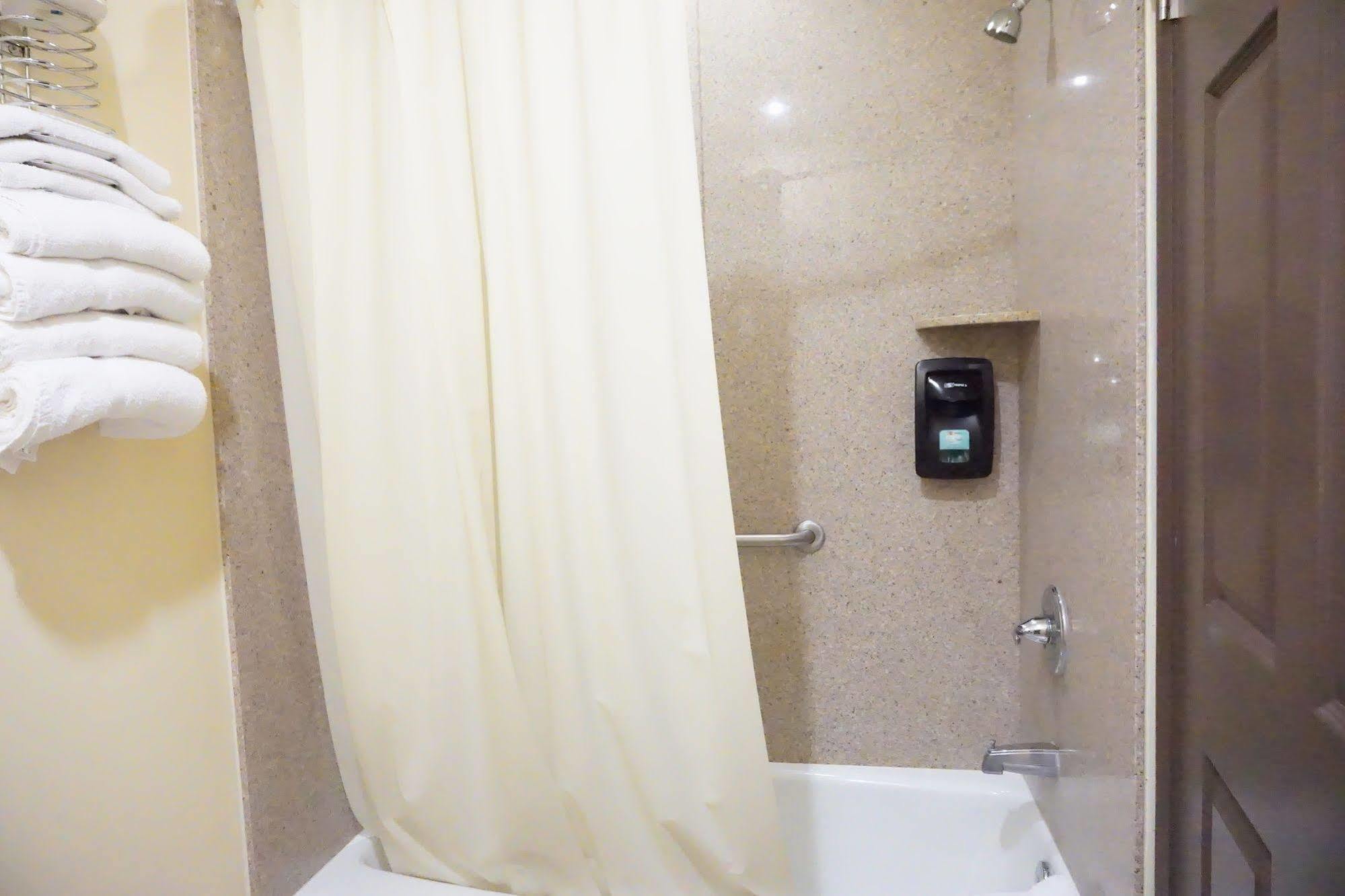Tuscan Garden Inn Los Angeles Eksteriør bilde