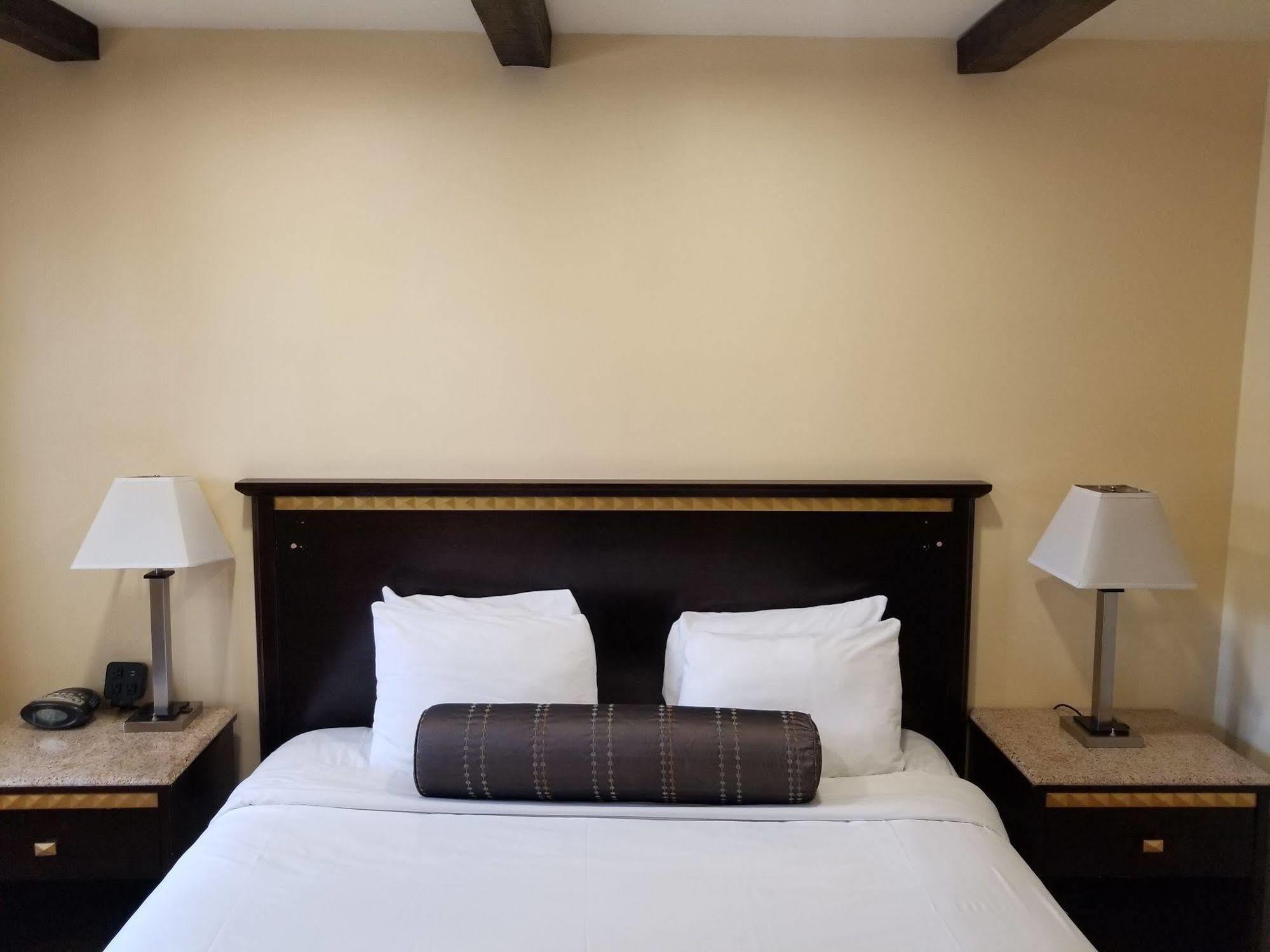 Tuscan Garden Inn Los Angeles Eksteriør bilde
