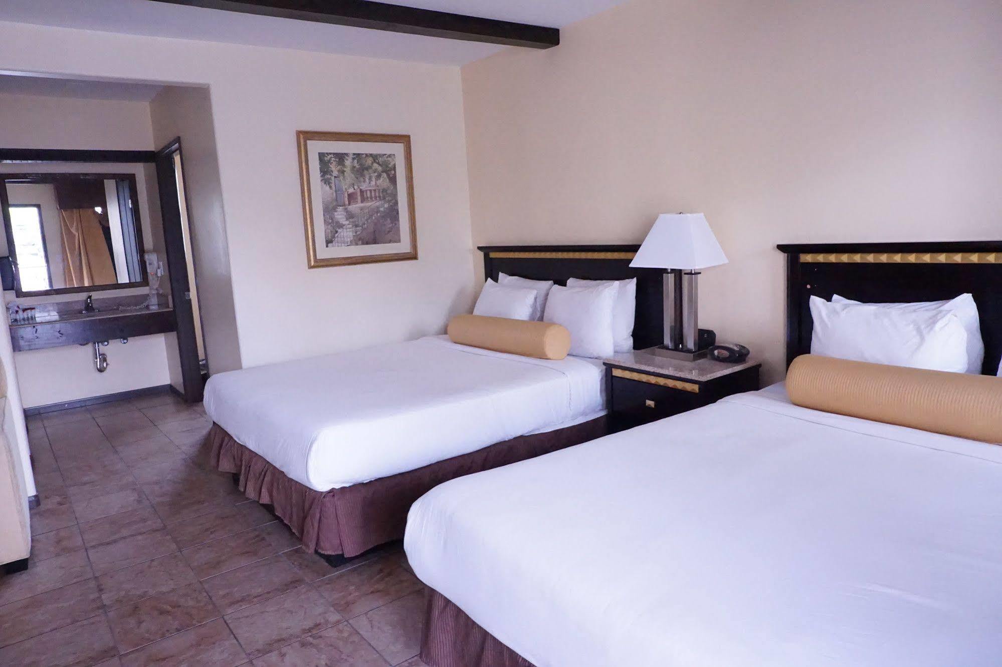Tuscan Garden Inn Los Angeles Eksteriør bilde